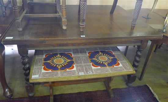 Oak draw leaf table